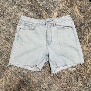 Old Navy OG Straight Jean Shorts high rise